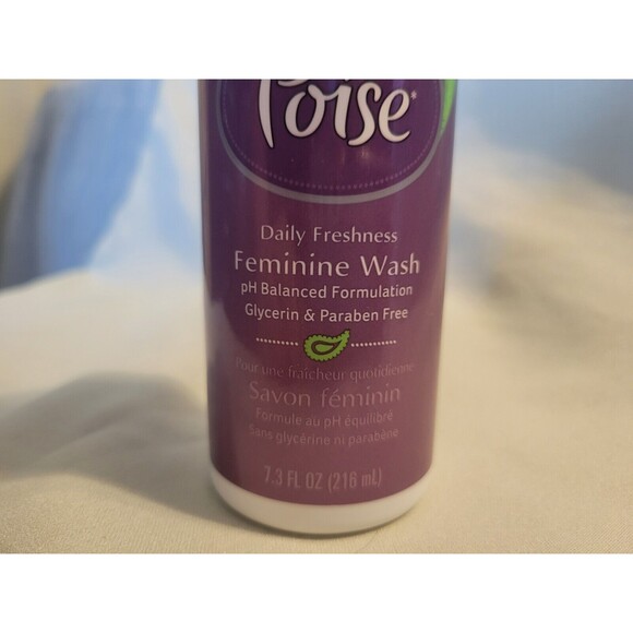 Poise Feminine Wash Daily Freshness pH Balanced 7.3 Fl Oz Brand New - Picture 3 of 9